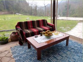 auch bei kaltem und feuchtem Wetter kann man es im Wintergarten gut aushalten.