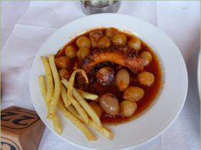 Geradezu sensationell: Oktopus Stifado mit einer leckeren Soe