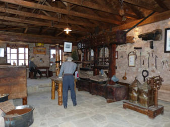 Blick in das schön gestaltete Museum, das stilecht restauriert wurde und sogar rollstuhlfreundlich ist.