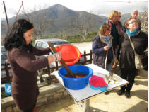 Die Masse langsam rhren...